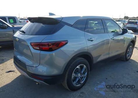 2023 Chevrolet Blazer Awd 2Lt z USA, uszkodzony, nr VIN 3GNKBHR40PS187712